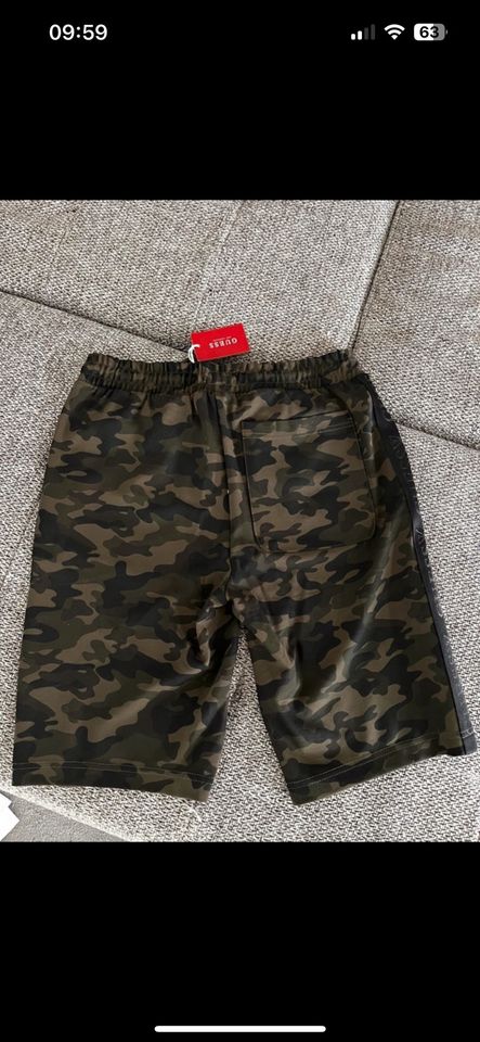 Guess Andrew Logo Tape Shorts Gr.S Neu Camouflage in Schenefeld