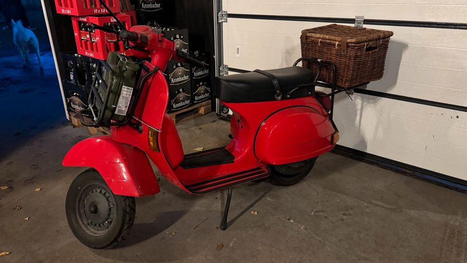 Piaggio Vespa px 80 x rot 1982 in Lünen