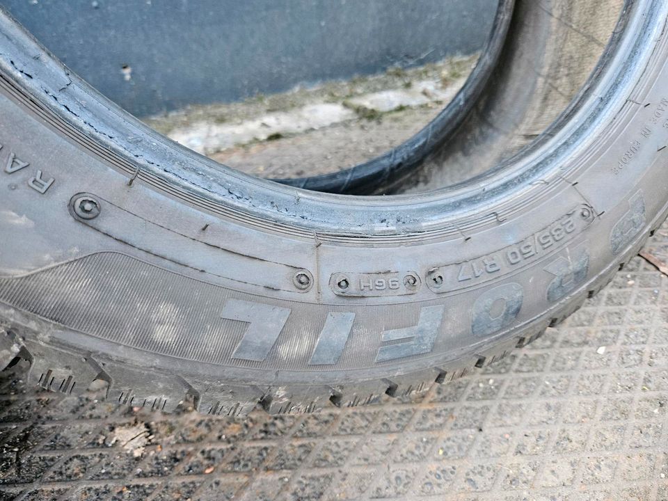 2019 8,5mm Neuwertig ALPINE 2019 2x 235/50 R17 96H . 235 50 17 in Sindelfingen