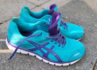 Oasics Gel Schuhe Gr 38 Nordrhein-Westfalen - Witten Vorschau