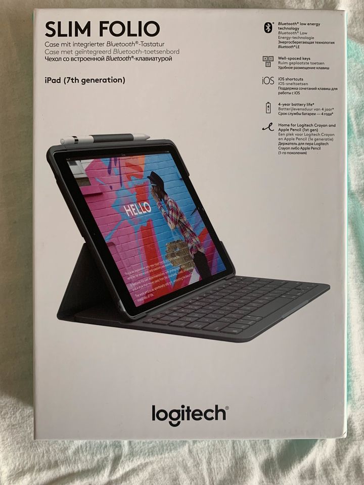 iPad Hülle mit Tastatur in Wiesbaden