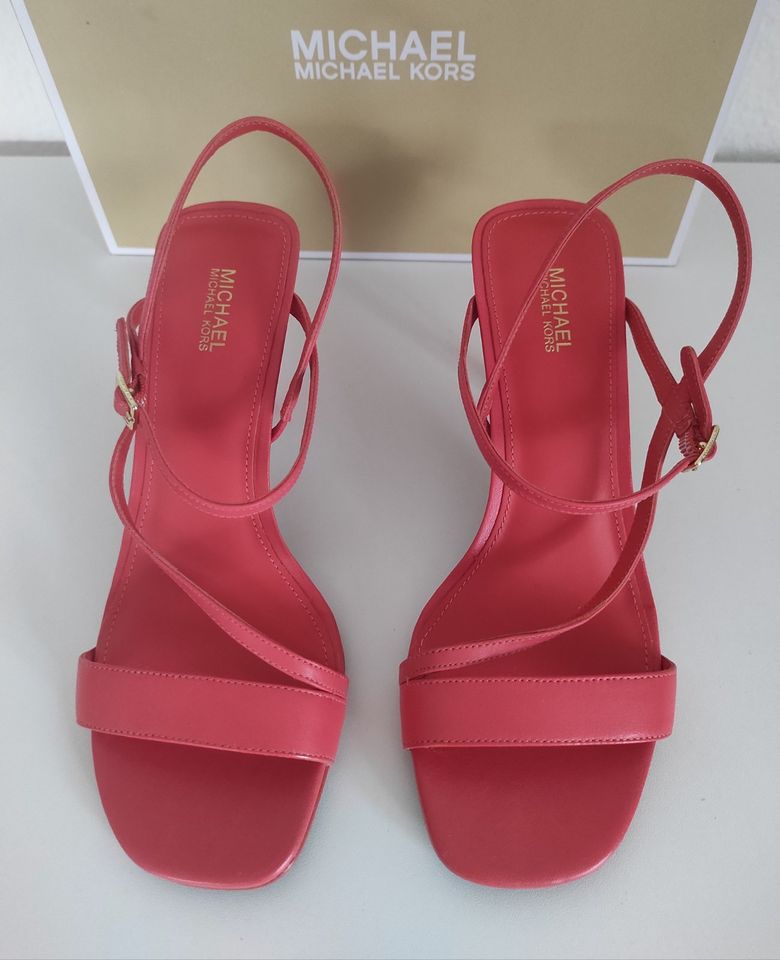 Michael Kors Damen Sandalen, Größe 37,5 in Pfullingen