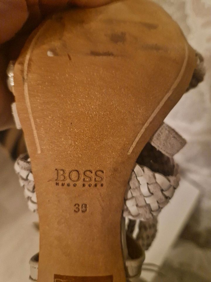 Damen Schuhe von Boss in Ochsenfurt