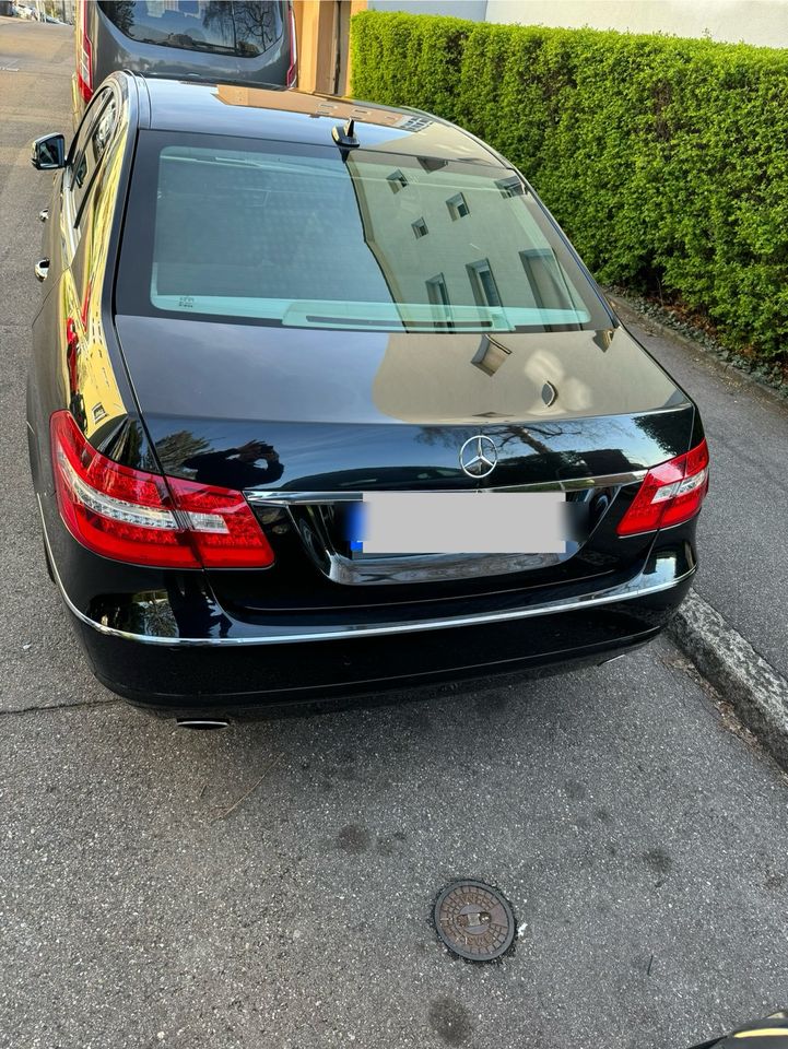 Mercedes E 300  cdi in Esslingen