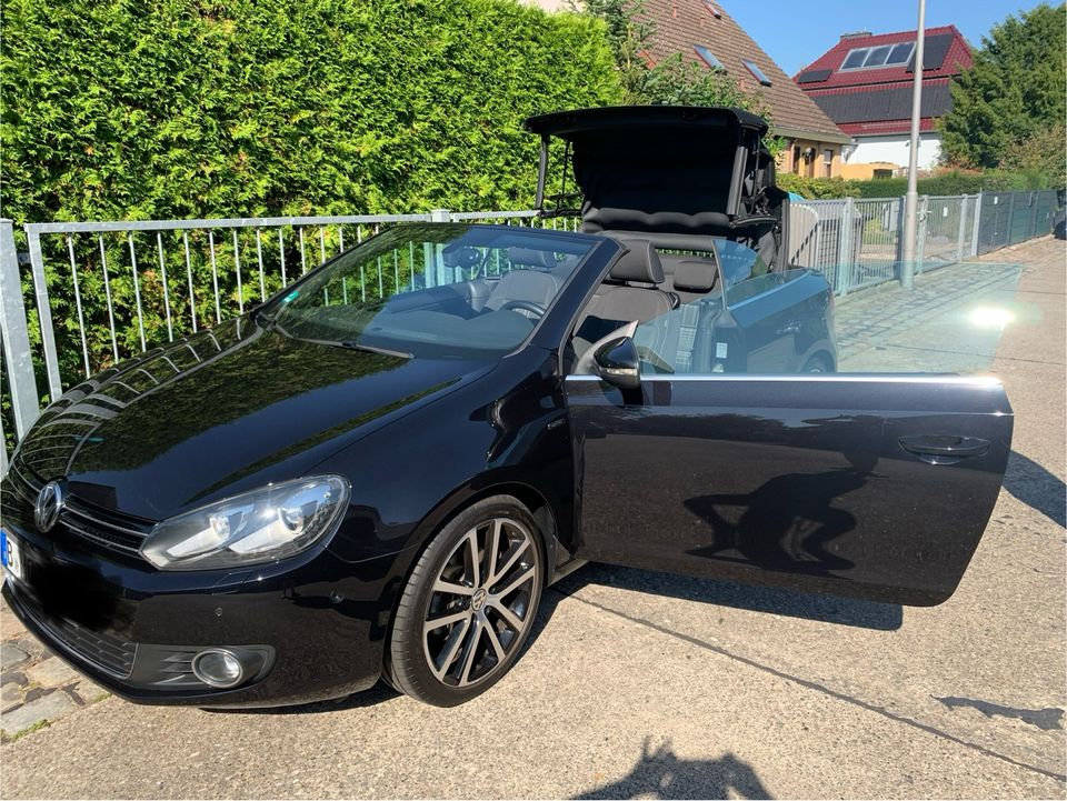 VW Golf Cabrio schwarz - gepflegter Zweitwagen - in Berlin