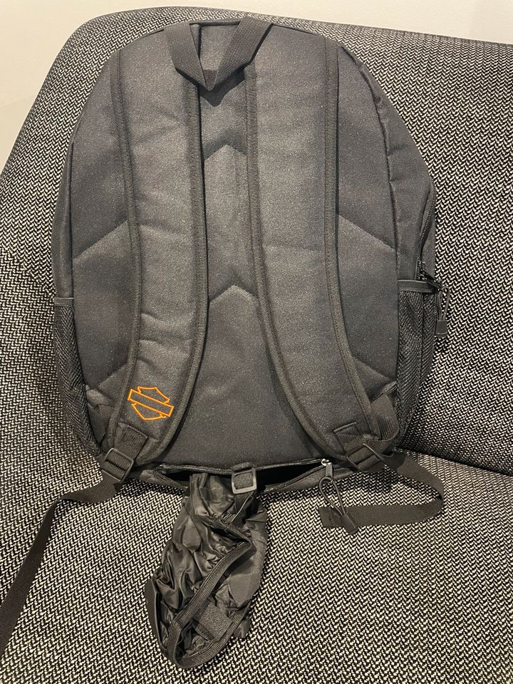 Harley-Davidson original Rucksack mit Regenhaube in Saarbrücken