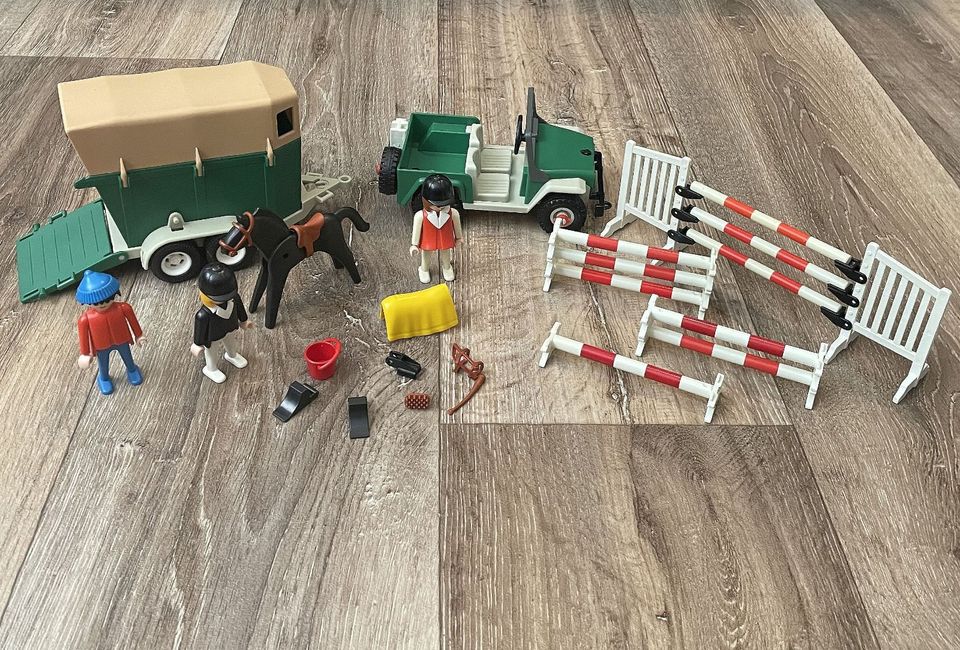 PLAYMOBIL Klicky ♥Turniersport/Reitsport Jeep♥3140 *Sammlerwert!* in Huglfing