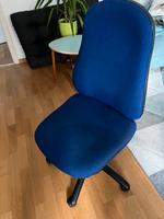LETZTE CHANCE! Bürostuhl höhenverstellbar blau München - Milbertshofen - Am Hart Vorschau