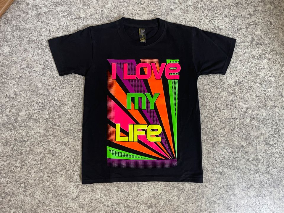 T-Shirt schwarz tolle leucht Neon Farben Partnerlook Gr S+L in Korntal-Münchingen