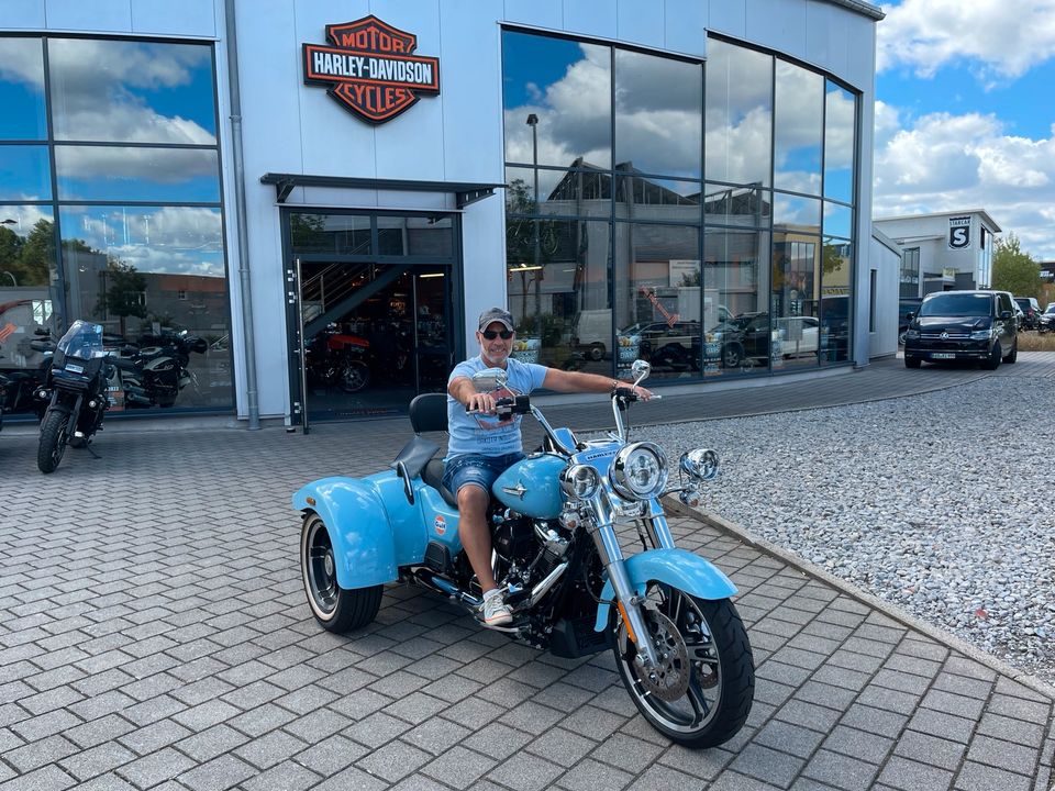 Harley Davidson Freewheeler Gulf Design in Mühlheim am Main