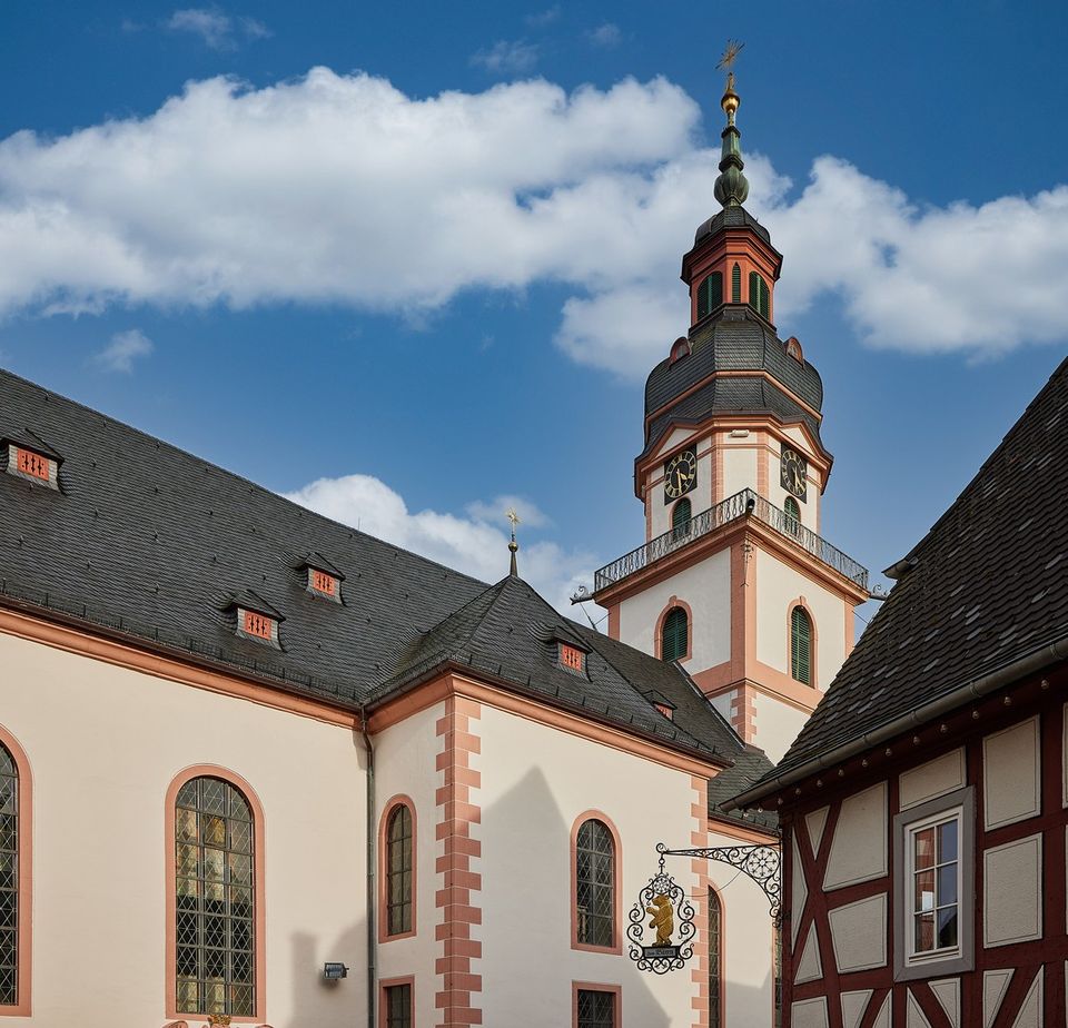 Patrizierhaus im Stadtkern, Nutzfläche 476m², Wohnung 2.OG, Gastronomie möglich 179m² in EG+1.OG in Erbach