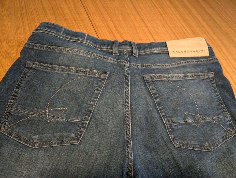 Baldessarini Jeans in 5 Pocket -Design in Dülmen