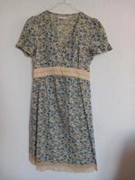 Romantisch verspieltes  Sommerkleid mit Blümchen Berlin - Schöneberg Vorschau
