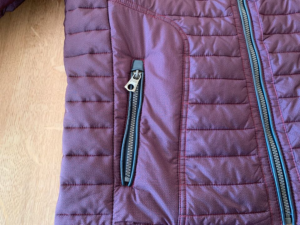 Steppjacke - Gate One - Herren- Bluson  – weinrot  Gr. 50/L in Sindelfingen