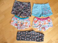 Hosen kurz Shorts Strandhose Hotpants bunt 146 140 152 XS sehrgut Bayern - Schwabmünchen Vorschau