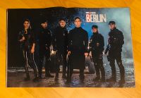 Netflix Serien Plakat: Haus des Geldes Berlin Poster Innenstadt - Köln Altstadt Vorschau