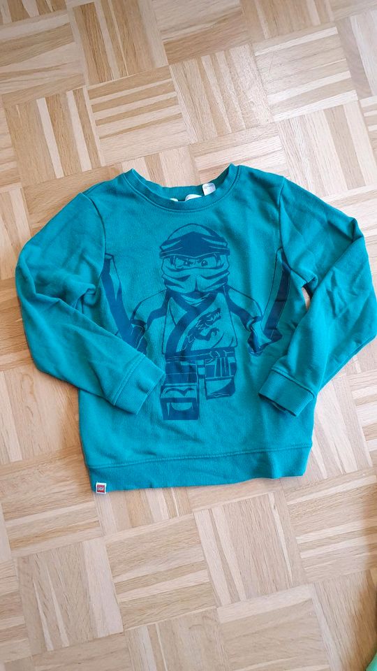 H&M Ninjago Pullover Gr.134/140 in Freiburg im Breisgau