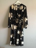 Schwarzes Kleid mit Blumenmuster Meppen - Esterfeld Vorschau