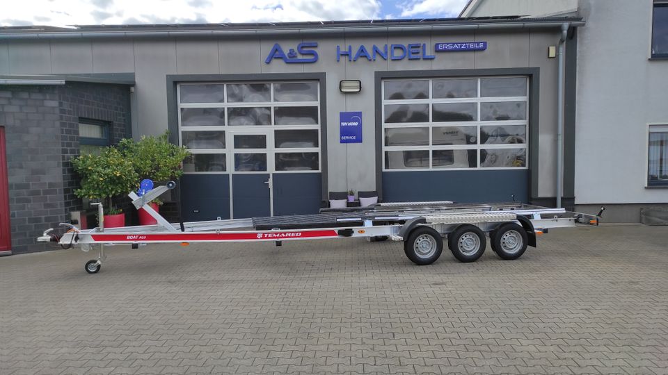Temared B35/3 Bootstrailer 3500 kg Bootsanhänger Langauflagen Alu in Emsbüren