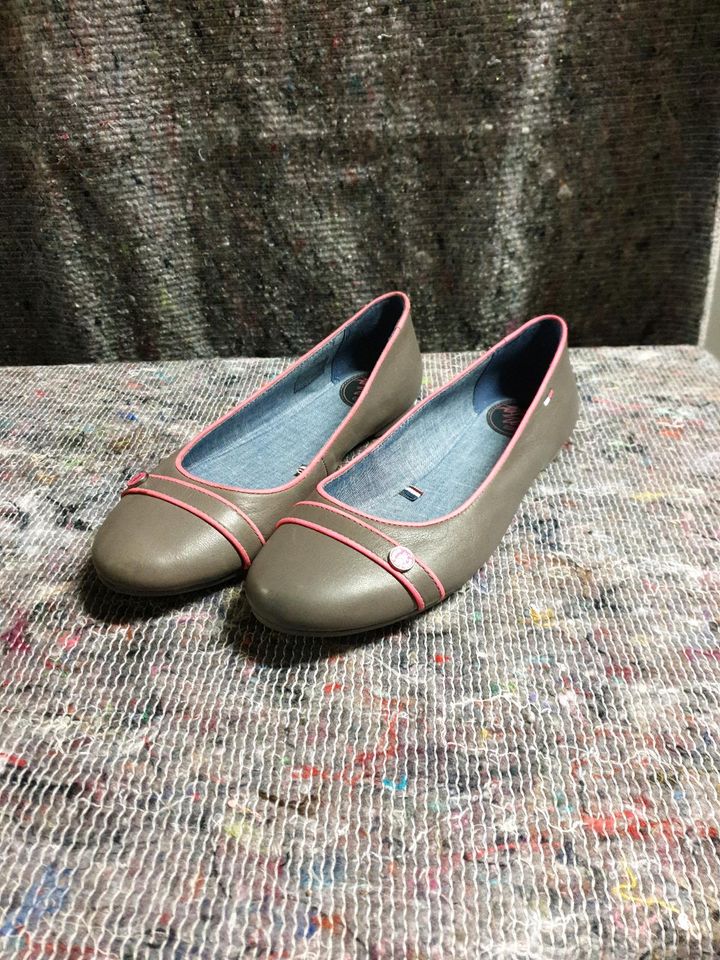 Tommy Hilfiger Ballerinas Neu in OVP Größe 40 in Kiel