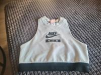 Top*Nike*gr M Düsseldorf - Eller Vorschau