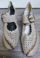 Spangenpumps von Rieker Gr.42 beige mit Lochmuster Nordrhein-Westfalen - Grevenbroich Vorschau