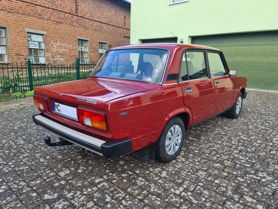 Lada 2105 Bj. 08/94 75PS in Stavenhagen