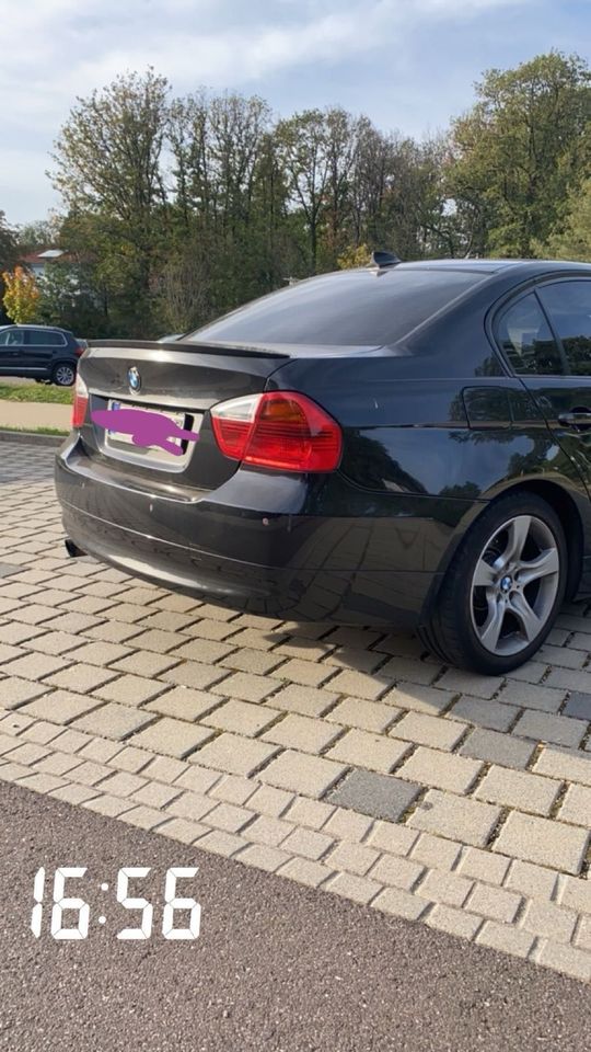 Sommer reifen  mit Felgen 17 Zoll mit original BMW in Riegelsberg