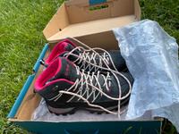 Schöne Damen-Wanderschuhe von CMP in Größe 41 Hessen - Friedberg (Hessen) Vorschau