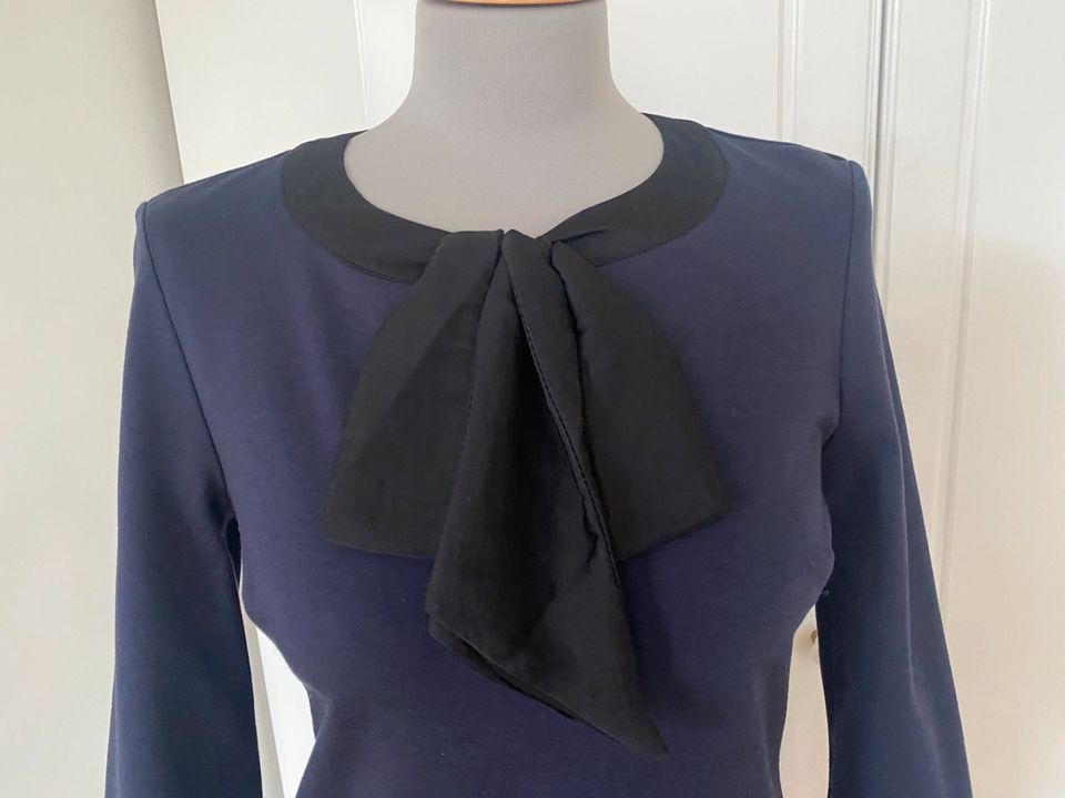 BODEN traumhaftes Kleid Minikleid blau schwarz Gr. 36 P Schleife in Neckargemünd
