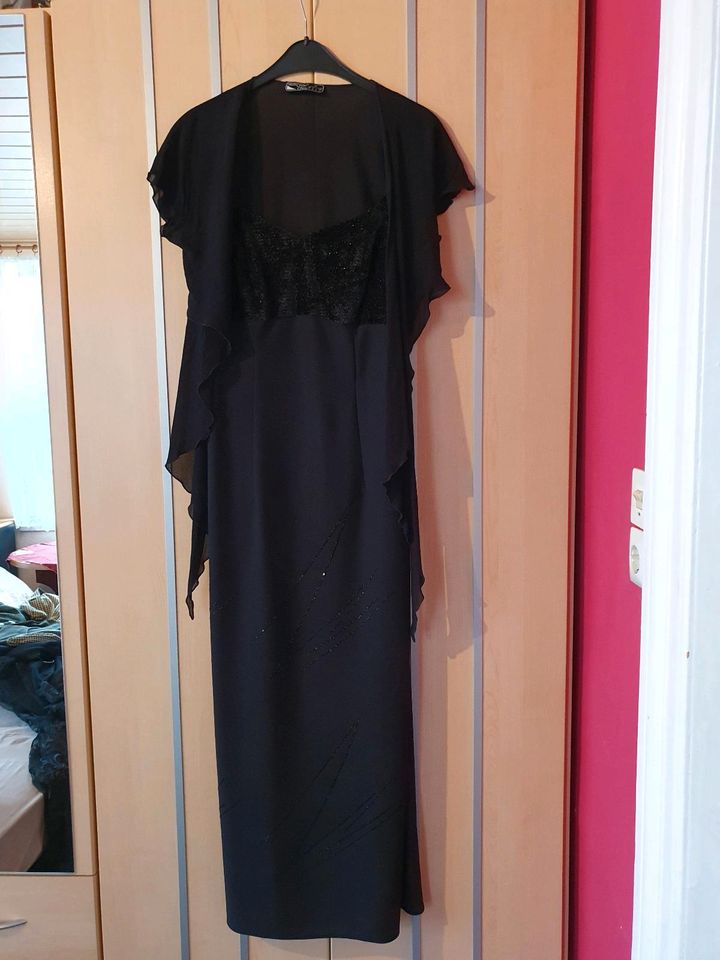 Abendkleid mit dünnem Jäckchen  Gr. 38/M in schwarz in Garstedt