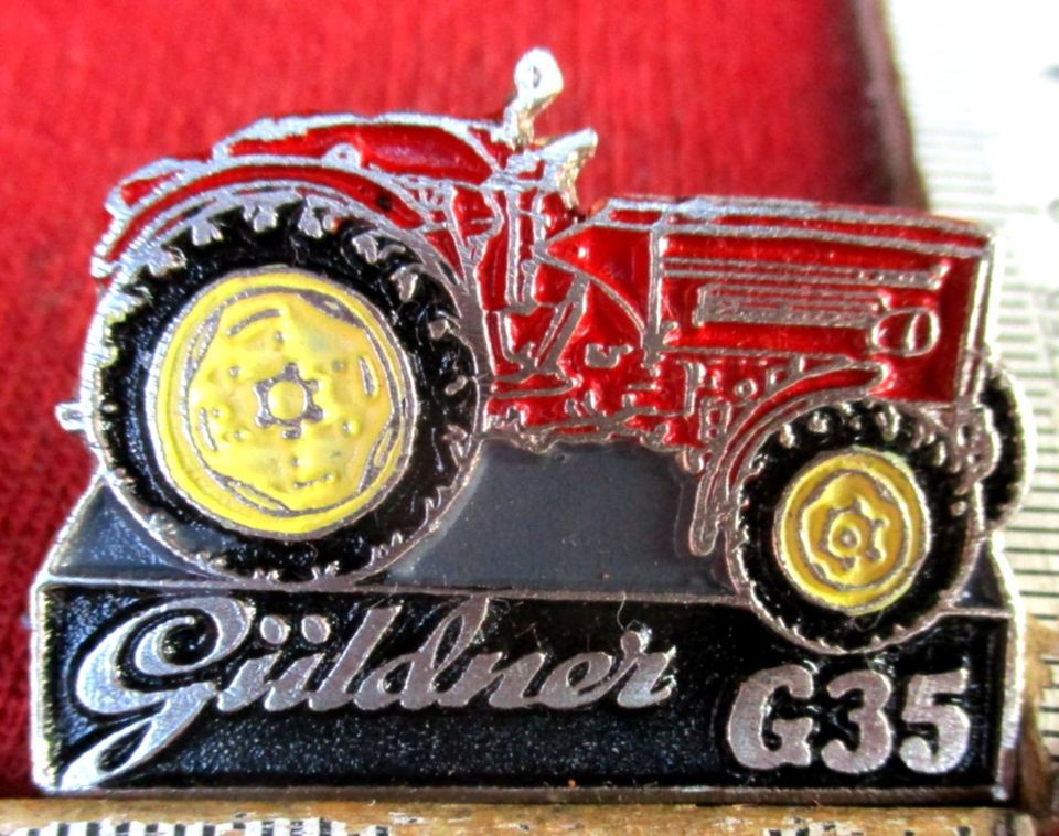 Güldner G35 Trecker Traktor Abzeichen Orden Pin Made in Germany S in Hoya