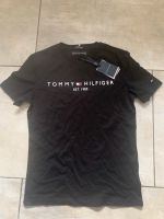 Tommy Hilfiger T-Shirt Gr.152 NEU Baden-Württemberg - Uhingen Vorschau