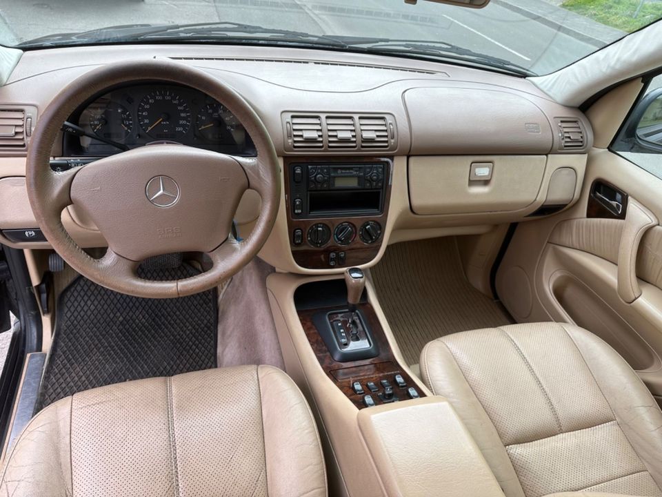 Mercedes-Benz ML 270 M -KLasse ML 270 CDI Klima AHK Leder **** in Bad Kreuznach