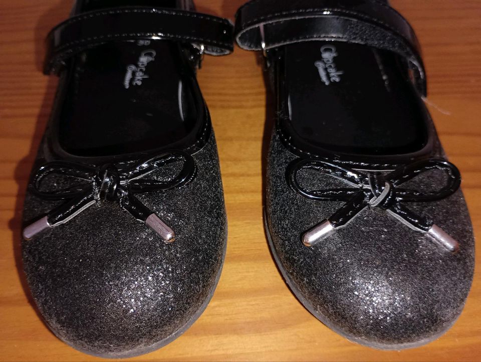 Mädchen Ballerinas festlich schwarz Glitzer Gr.30 in Bedburg