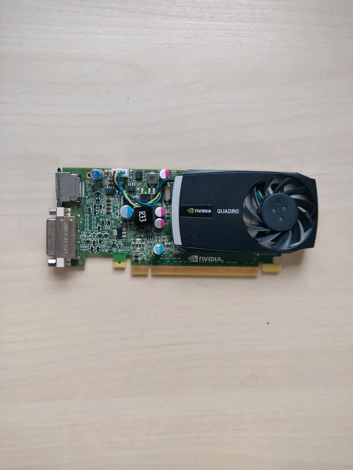 Nvidia quadro 400 in Weißenhorn