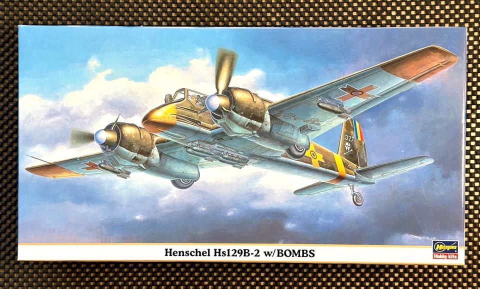 09360 HASEGAWA 1/48 Henschel Hs129B-2 w/BOMBS in Crailsheim