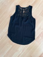 Guess Top Blusentop  Gr XS schwarz Spitze Hessen - Wettenberg Vorschau