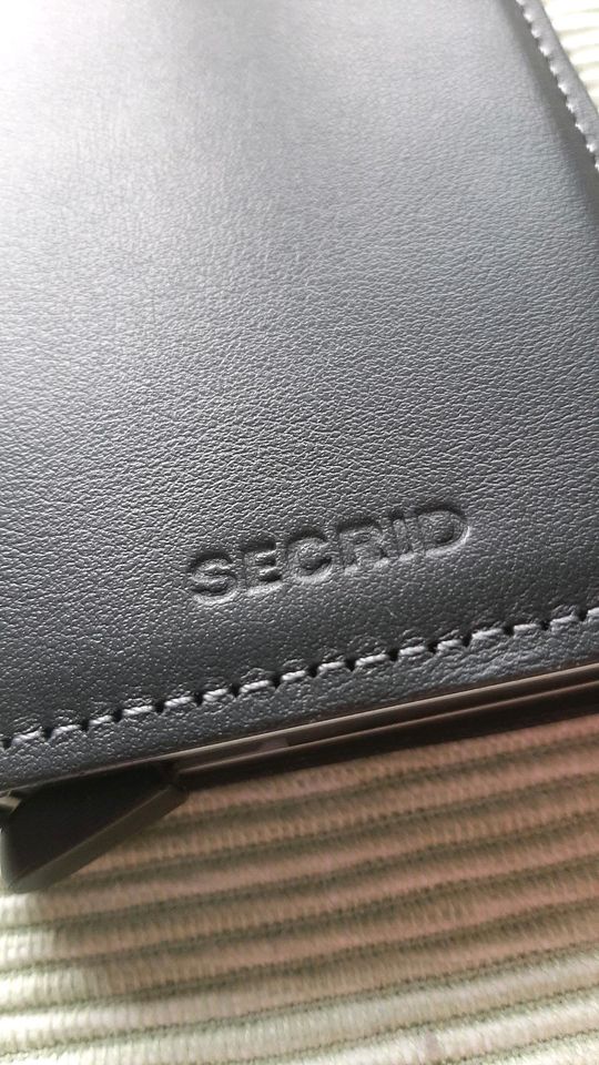 Secrid Kartenetui, Card Protektor,  original Black,  slim Wallet in Minden