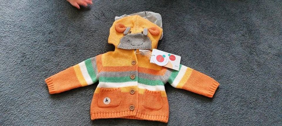 Baby-Strickjacke in Nordhorn