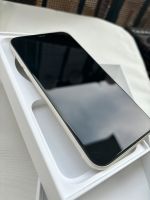 Iphone 11 weiß - top Zustand Köln - Nippes Vorschau