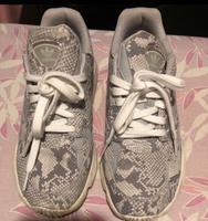 Adidas Sneaker, Größe 39, grau Eimsbüttel - Hamburg Niendorf Vorschau