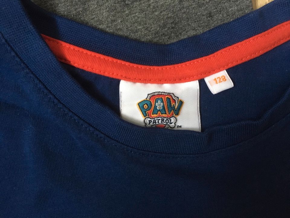 6 Langarmshirts Motiv Paw Patrol. 3 x Gr 122 und 3 x Gr 128. in Büdingen