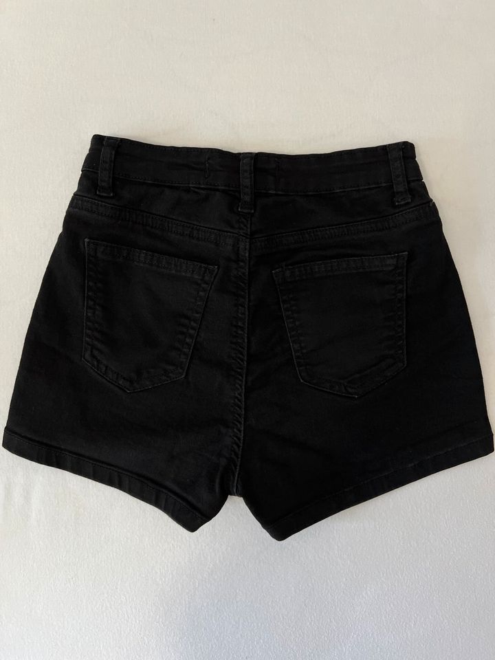 Tally Weijl Jeansshorts/ kurze Hose in Quakenbrück