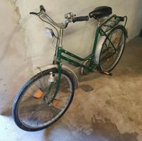 Damenrad 24 Zoll aus DDR Zeiten Sachsen - Dahlen Vorschau