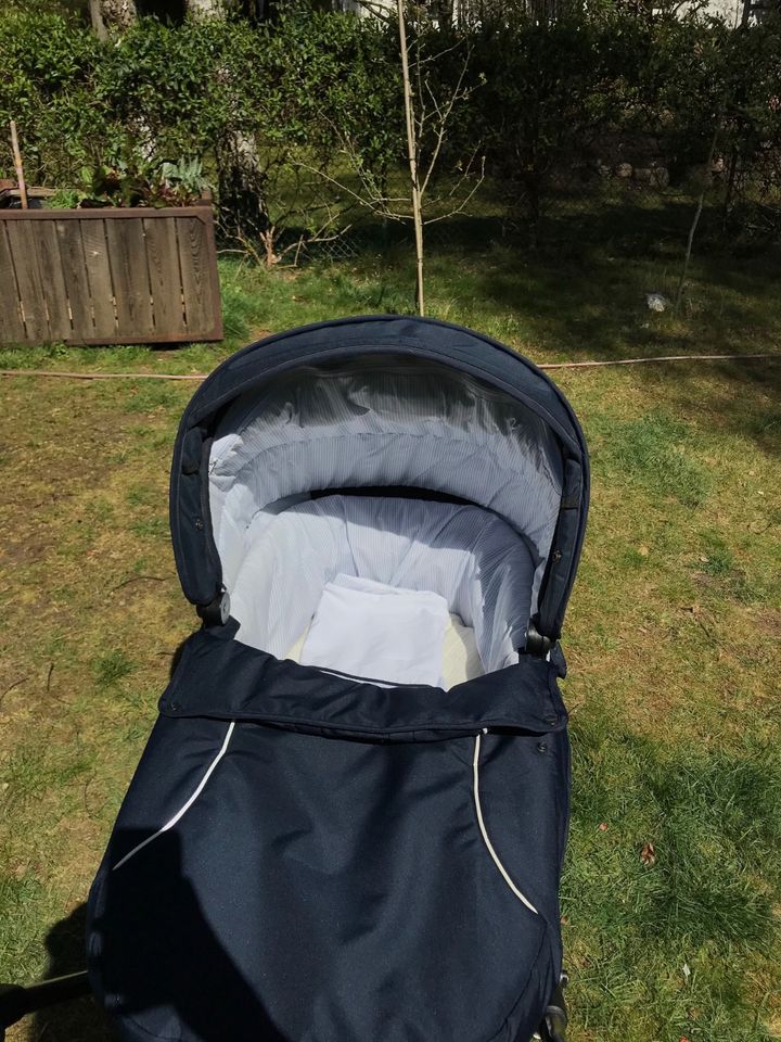 Emmaljunga Duo S Kinderwagen Sportsitz Babywanne in Buchholz in der Nordheide