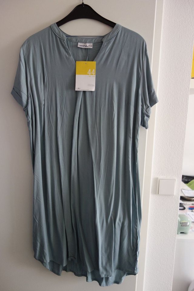 Damen Kleid türkis 44 NEU in Korntal-Münchingen