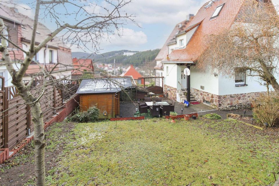 Gepflegtes 4-Zi.-Zuhause mit Garten und Carport in familienfreundlicher Lage in Schmiedeberg