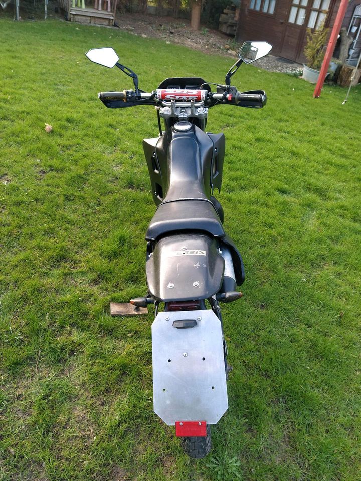 YAMAHA DT 125 R /4 BL in Westensee