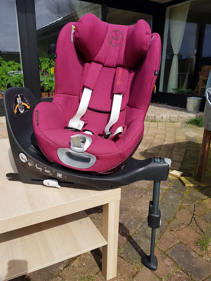 Kindersitz Reboarder Cybex Sirona Z i-size Plus inkl. Base Z in Harrislee